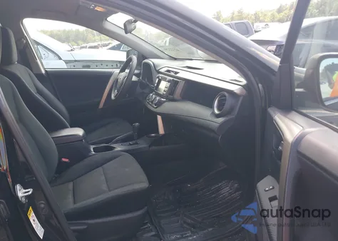 2014 Toyota Rav4 Le z USA, uszkodzony, nr VIN 2T3BFREV7EW207861